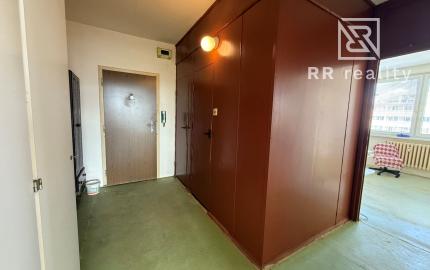 PREDANÉ - 2-izbový byt - Kpt. Jaroša, pôvodný stav, 58m2
