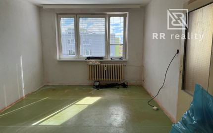 REZERVOVANÉ - 2-izbový byt - Kpt. Jaroša, pôvodný stav, 58m2