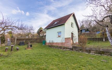 PREDANÉ - Záhrada s murovanou chatkou - Košické Oľšany