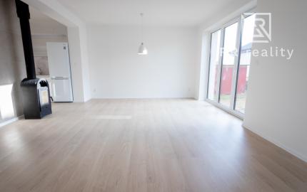 PREDANÉ - Zariadená a skolaudovaná novostavba, Kendice