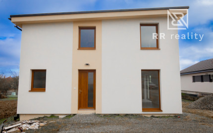 PREDANÉ - Zariadená a skolaudovaná novostavba, Kendice