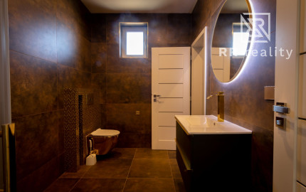 Skolaudovaná Novostavba RD na kľuč k nasťahovaniu – Geča