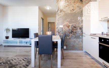 PREDANÉ - NOVOSTAVBA 3-izbový byt Na Grunte