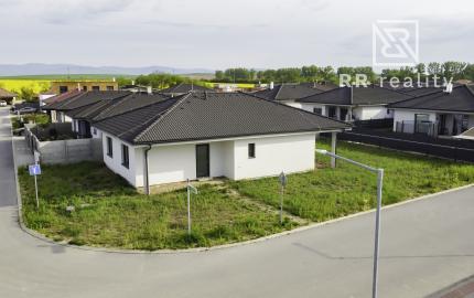 PREDANÉ - Luxusne zariadená novostavba RD NOVÉ MOKRANCE, Pozemok 608m2