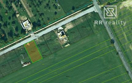 Stavebný pozemok 640m2 , Bačkovík - nová lokalita