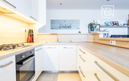 PREDANÉ - 3izbový byt 55m2+6m loggia, Terasa