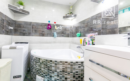 PREDANÉ - 3izbový byt 55m2+6m loggia, Terasa