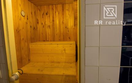 PREDANÉ - 4-izbový mezonet s terasou 128m2, centrum (Mäsiarska ul.)