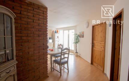 PREDANÉ - 4-izbový mezonet s terasou 128m2, centrum (Mäsiarska ul.)
