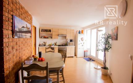 PREDANÉ - 4-izbový mezonet s terasou 128m2, centrum (Mäsiarska ul.)