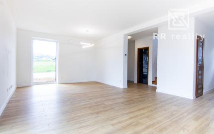 PREDANÉ - NOVOSTAVBA na kľúč - nadštandard, Fintice