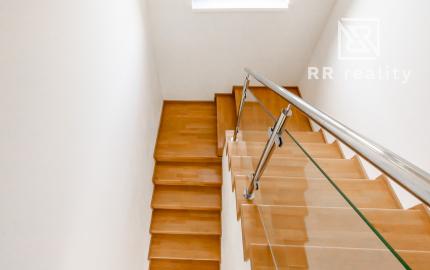 PREDANÉ - NOVOSTAVBA na kľúč - nadštandard, Fintice