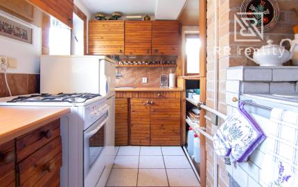 Murovaná chata pod lesom - Kostoľany nad Hornádom