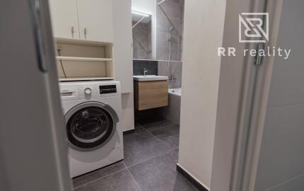 PREDANÉ - 3 izbový byt po kompletnej rekonštrukcii - Karpatská ul.