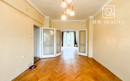 PREDANÉ 3izbový tehlový byt 72m2+9m2 pivnica