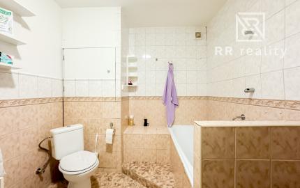 PREDANÉ - 3izb. pražský byt 71m2 Uralská ul.