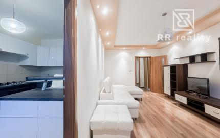 PREDANÉ 3izb. pražský byt 67m2 Miškovecká ul.