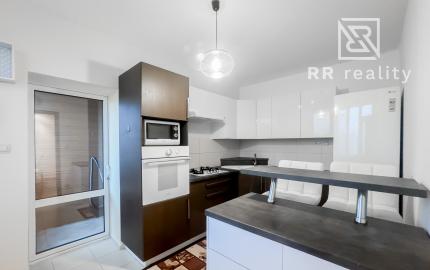 PREDANÉ 3izb. pražský byt 67m2 Miškovecká ul.