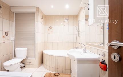 3-izbový pražský byt 71m2 + 6m loggia, MnB - Severná ul.