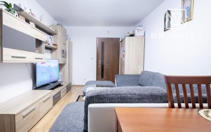 3-izbový pražský byt 71m2 + 6m loggia, MnB - Severná ul.