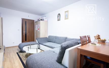 3-izbový pražský byt 71m2 + 6m loggia, MnB - Severná ul.