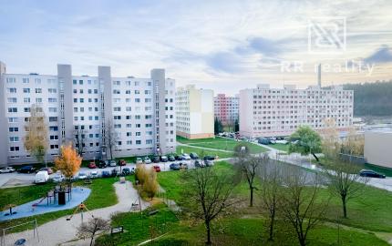 3-izbový pražský byt 71m2 + 6m loggia, MnB - Severná ul.