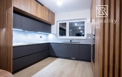 PREDANÉ - zariadený tehlový rodinný dom NOVÉ MOKRANCE