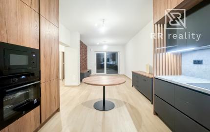 PREDANÉ - zariadený tehlový rodinný dom NOVÉ MOKRANCE