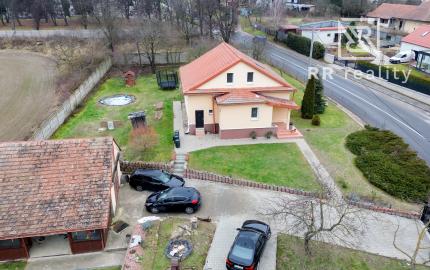 PREDANÉ - 6-izbový RD po rekonštrukcii v Rudníku na pozemku 1794m2