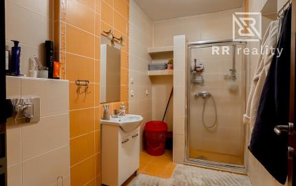 PREDANÉ - 6-izbový RD po rekonštrukcii v Rudníku na pozemku 1794m2