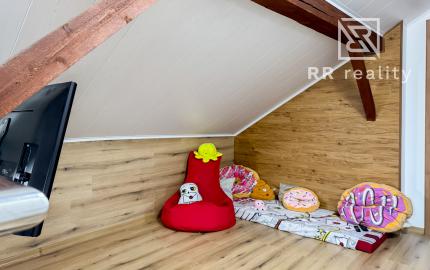 PREDANÉ - 6-izbový RD po rekonštrukcii v Rudníku na pozemku 1794m2