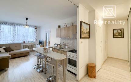 PRENÁJOM 2i Turgenevova, 650€ vrátane energií, internetu, TV