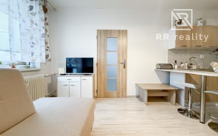 PRENÁJOM 2i Turgenevova, 650€ vrátane energií, internetu, TV