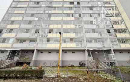 PRENÁJOM 2i Turgenevova, 650€ vrátane energií, internetu, TV