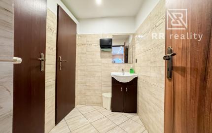 Budova centrum na Bočnej ul.