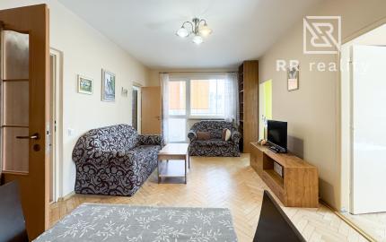 PREDANÉ - Na predaj 4i byt s loggiou, Terasa - Čapajevova