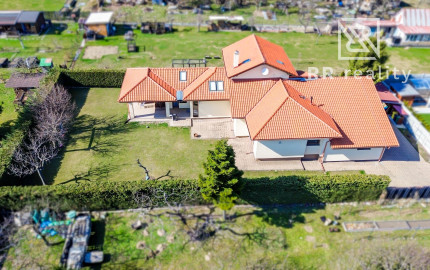 PEREŠ, Krompašská, PRÉMIOVÝ dom s dvojgarážou