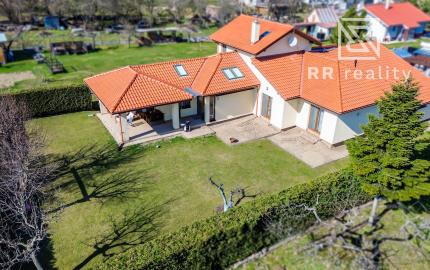 PEREŠ, Krompašská, PRÉMIOVÝ dom s dvojgarážou