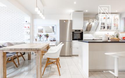 PEREŠ, Krompašská, PRÉMIOVÝ dom s dvojgarážou