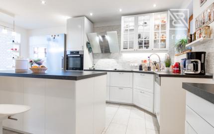 PEREŠ, Krompašská, PRÉMIOVÝ dom s dvojgarážou