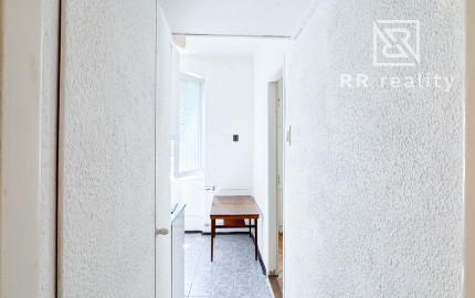 1 izbový byt, pôvodný stav, Košice - Šaca