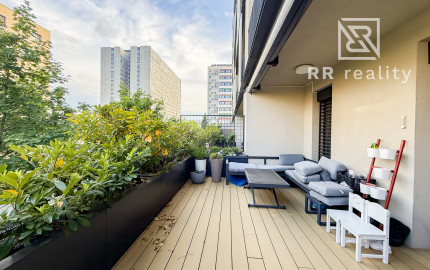 NOVÁ TERASA - NOVOSTAVBA 3i byt s terasou celkovo 105,7m2