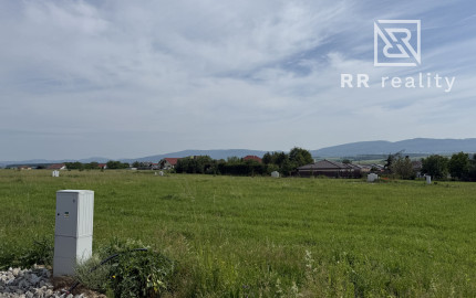 PREDANÉ - Stavebný pozemok v novej IBV, Ďurďošík – 589 m², IS, rovina