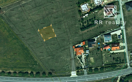 PREDANÉ - Stavebný pozemok v novej IBV, Ďurďošík – 589 m², IS, rovina