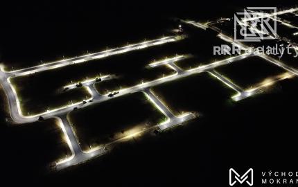 Stavebný pozemok so všetkými IS - VÝCHODNÉ MOKRANCE, 658m2