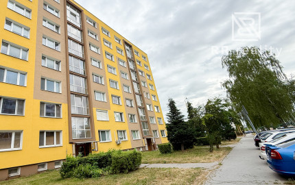 PREDANÉ - 3 izbový byt - Galaktická, pôvodný stav, 67m2