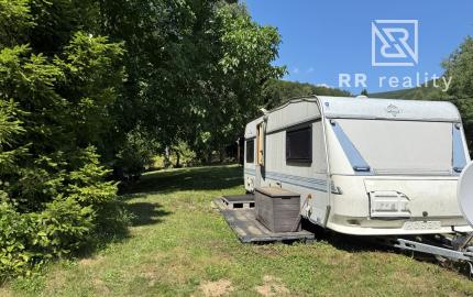 NA PREDAJ - veľký stavebný pozemok v Zlatej Idke 2698m2