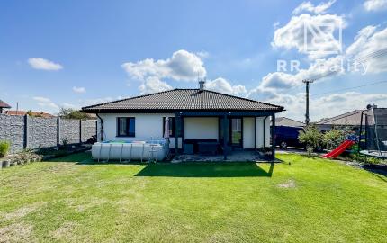REZERVOVANÉ - NOVOSTAVBA 4i bungalovu, HODKOVCE