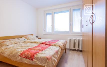 REZERVOVANÉ - TERASA - 3i byt 68m2 + loggia, Muškátová