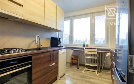 REZERVOVANÉ - TERASA - 3i byt 68m2 + loggia, Muškátová